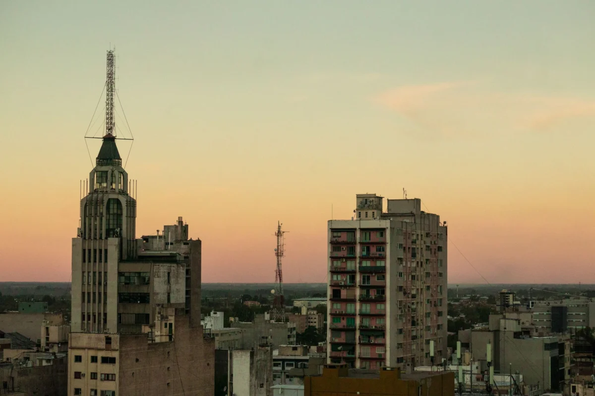 Breathtaking view of Mendoza cityscape at sunset