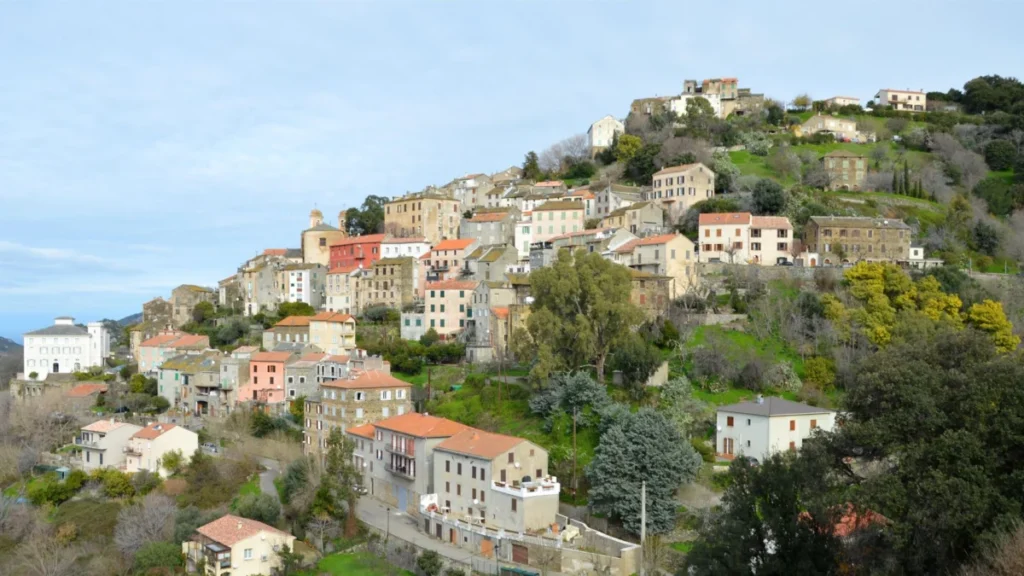 Mougins