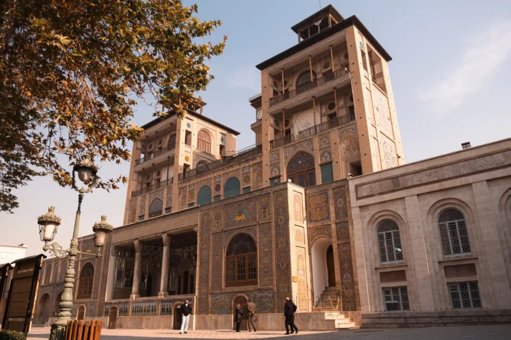 Niavaran Complex (کاخ نیاوران)