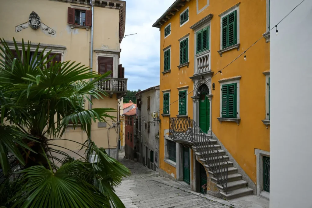 Old Town (Stari Grad)