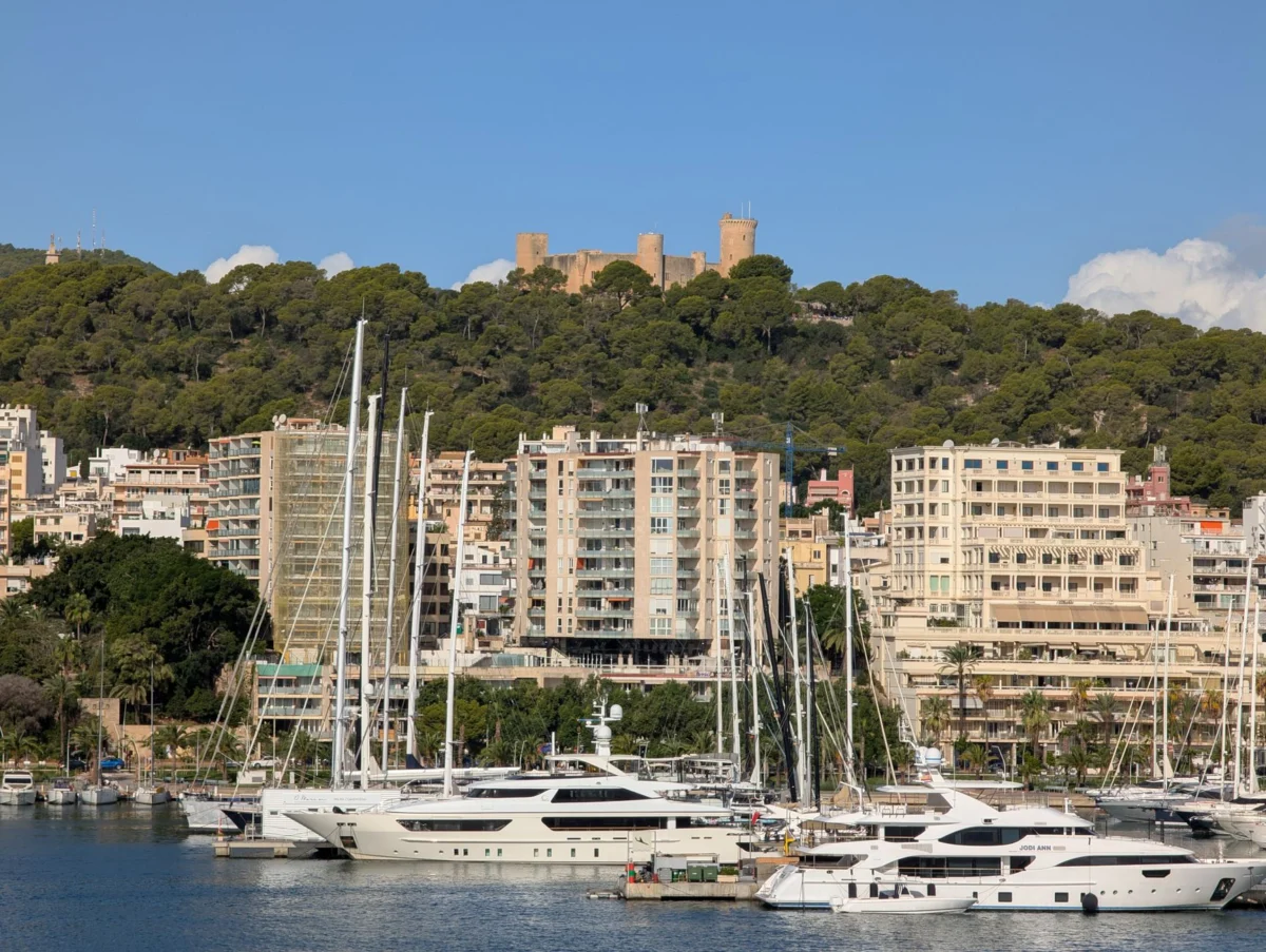 Luxury hotel suite with a view in Palma de Mallorca