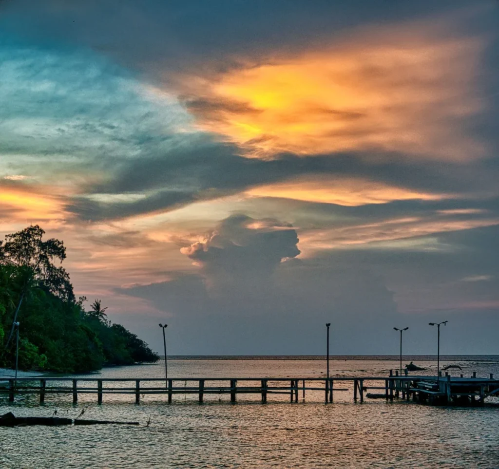 Pantai Tengah