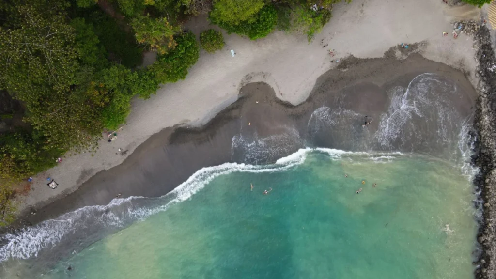 Playa Negra