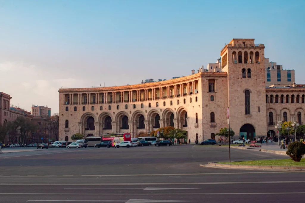 Republic Square (Hanrapetutyan Hraparak)
