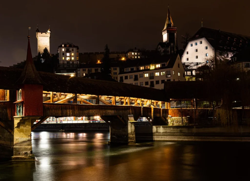 Reuss Riverbank
