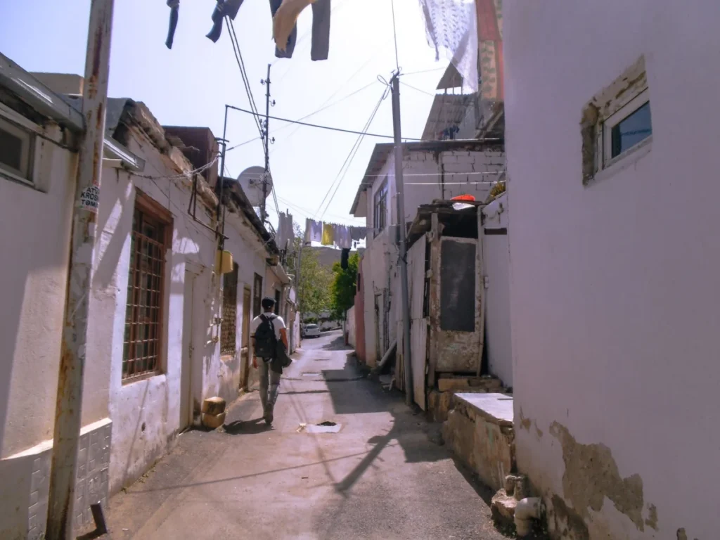 Sangsar Street (خیابان سنگسر)