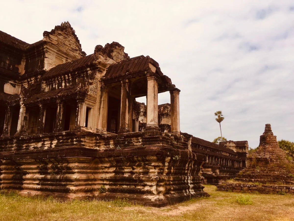 Bustling street food scene in Siem Reap with vibrant stalls