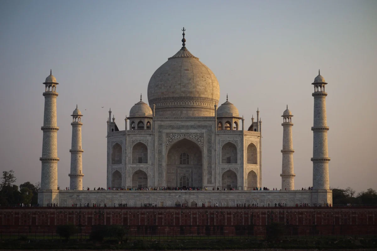 Sunset view of the Taj Mahal, a symbol of romance in Agra