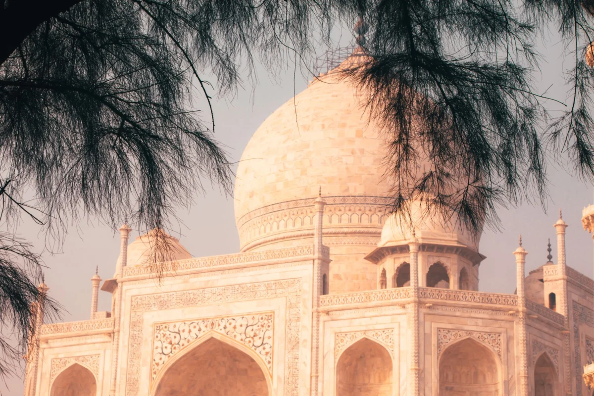 Sunrise over the Taj Mahal in Agra