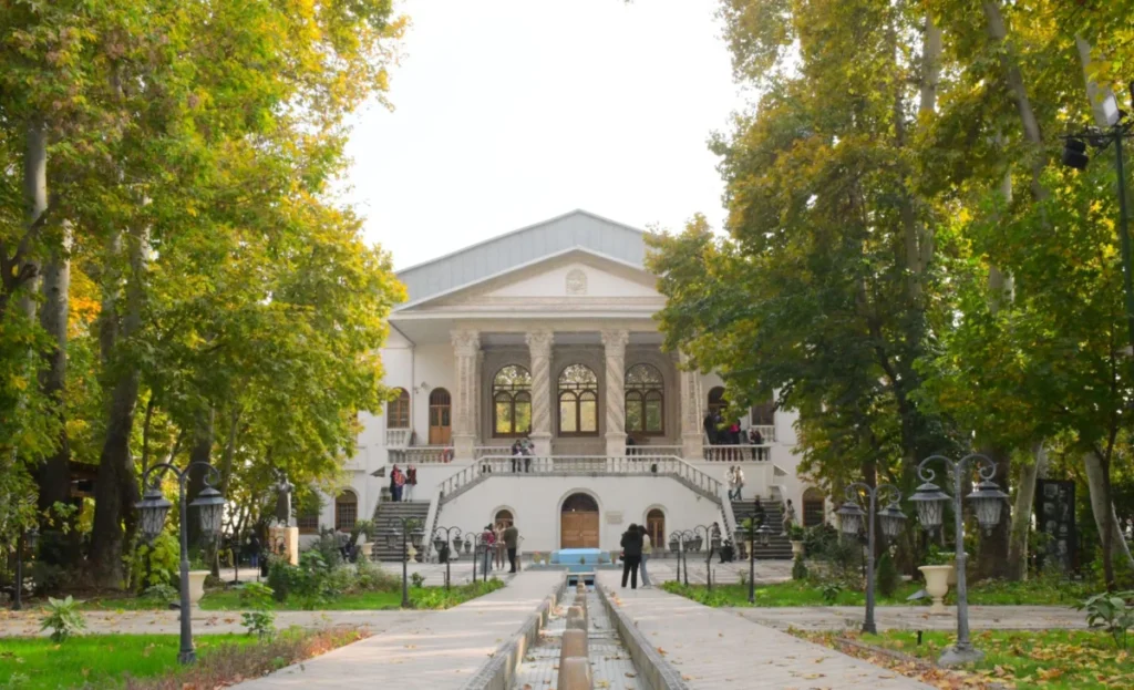 Tajrish Square (تجریش)
