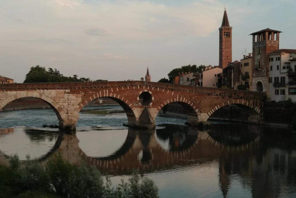 Ponte Pietra