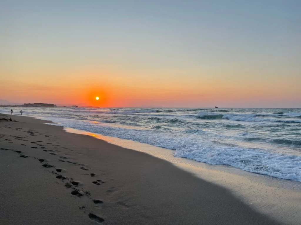 Wailoaloa Beach