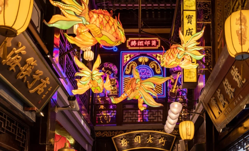 Yuyuan Bazaar (Yu Garden Bazaar)
