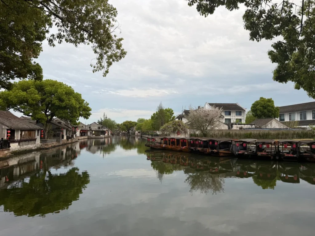 Zhujiajiao (朱家角)