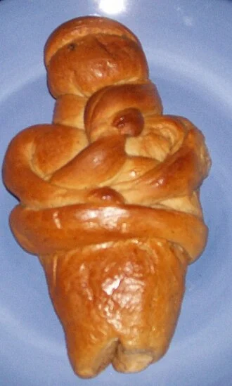 Lazarakia Bread