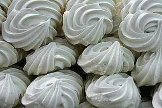 Lucerne Meringue