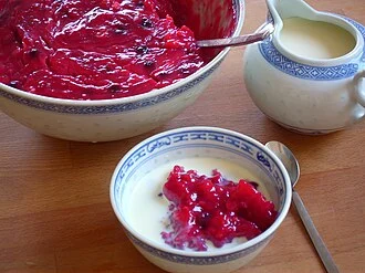 Red Porridge with Cream