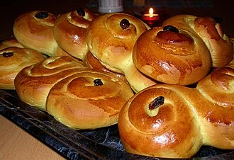 Saffron Buns
